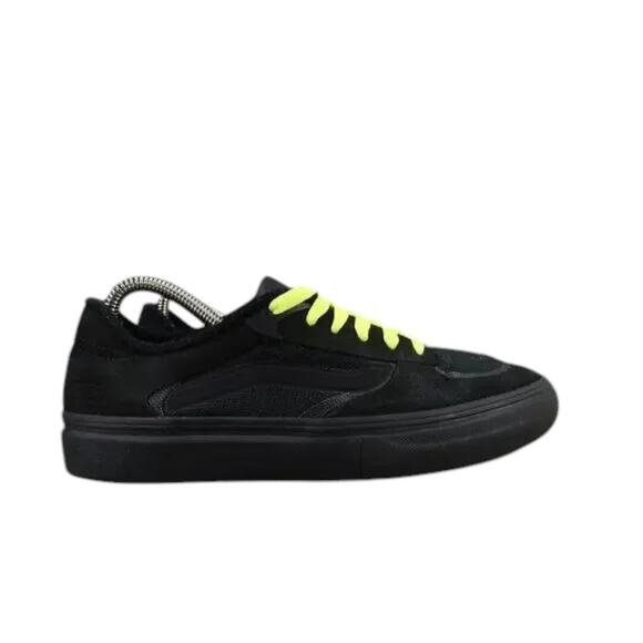 Vans Shoes Mens 6.5 Sneakers Rowley Pro Skate Black Leather Wafflecup Ultracush - Picture 1 of 16